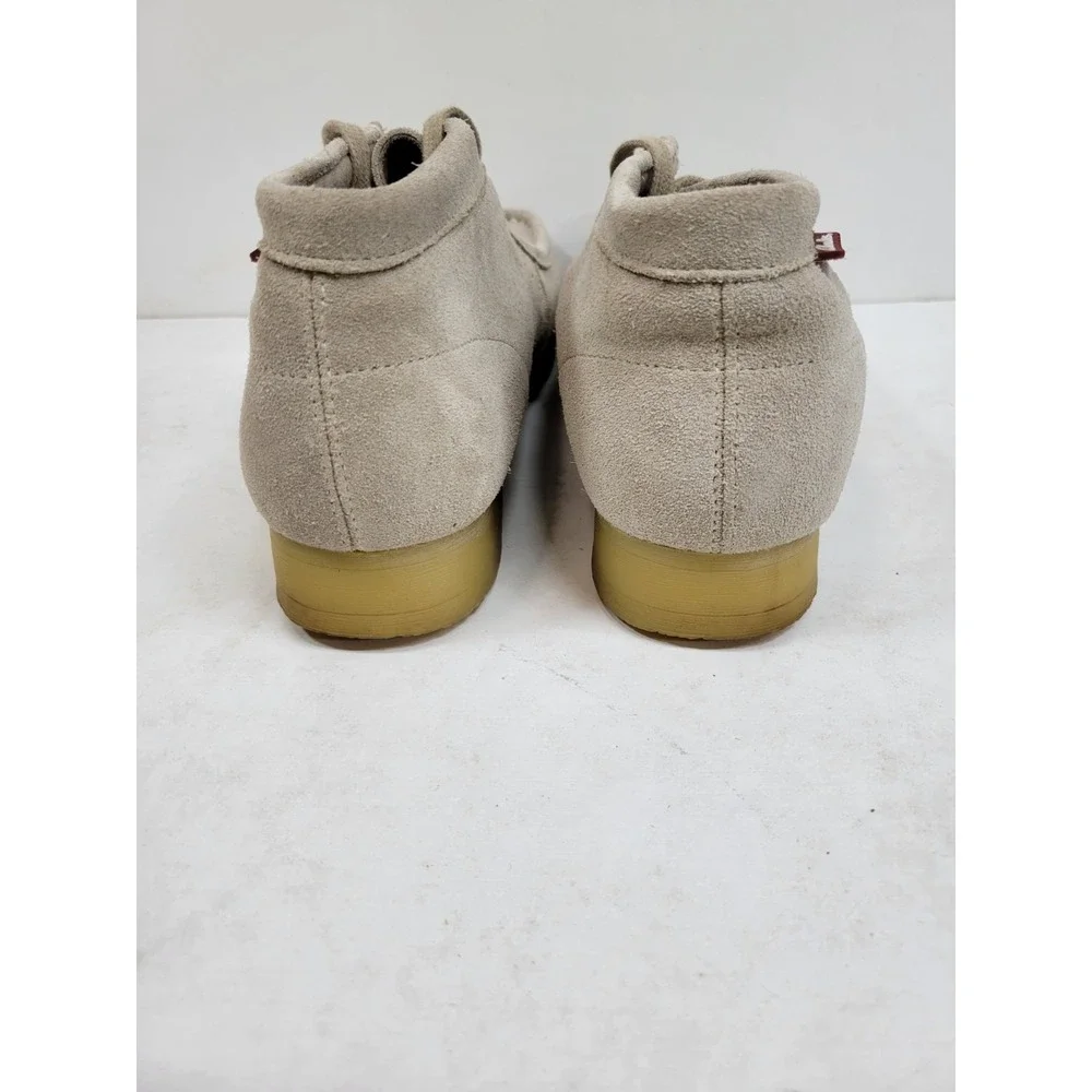 Clarks Stinson Lo Beeswax Suede Chukka Wallabee Boots Men's US 10.5 M Beige...